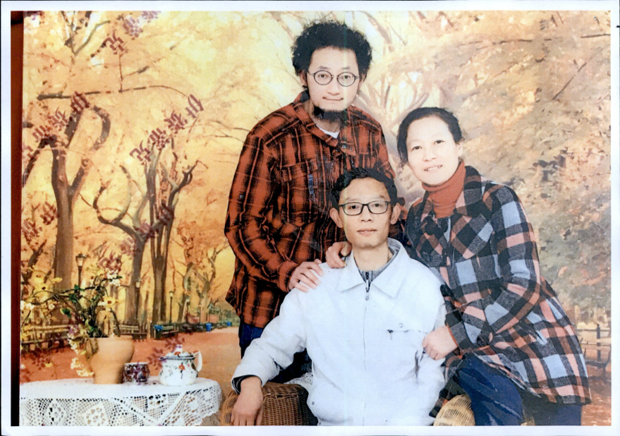 【教育整頓】寬以待人、嚴(yán)于律己,模范樹立廉潔家風(fēng)——歐陽紅雷家庭先進(jìn)事跡